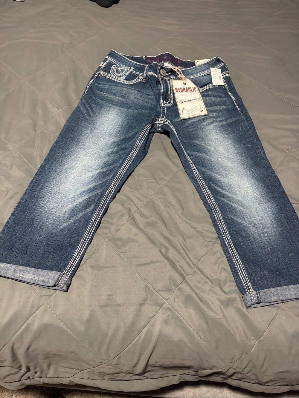 Hydraulic Capri’s for women
